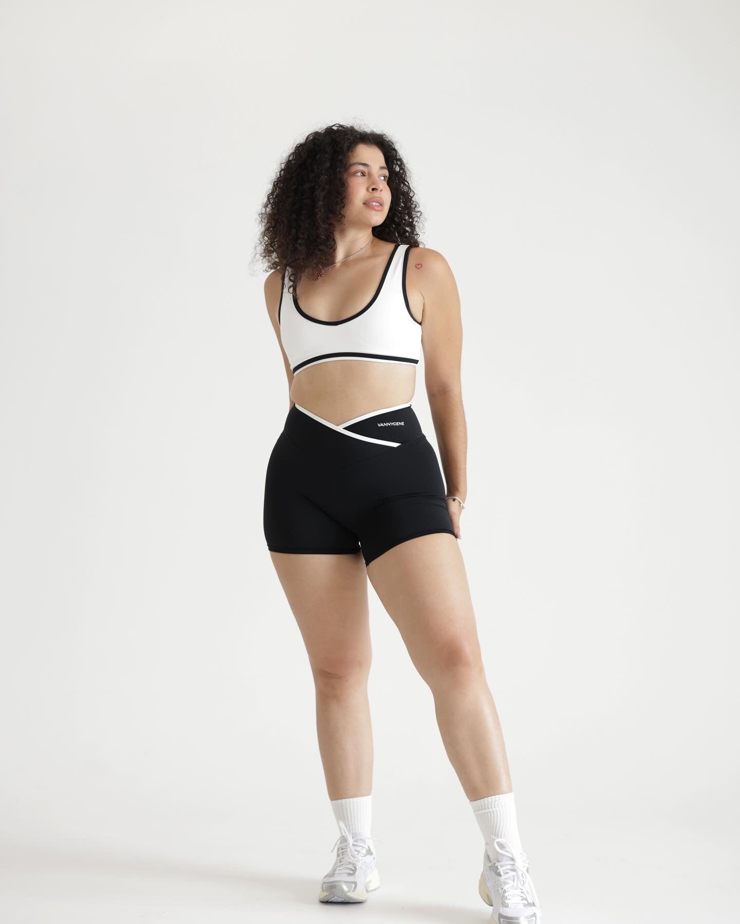 Crossover Set Black/White